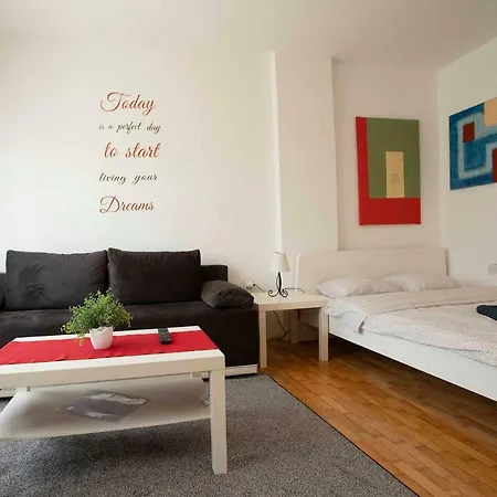 Studio Apartman Natali Zagreb Exterior photo